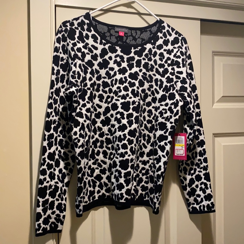 Vince Camuto animal print sweater